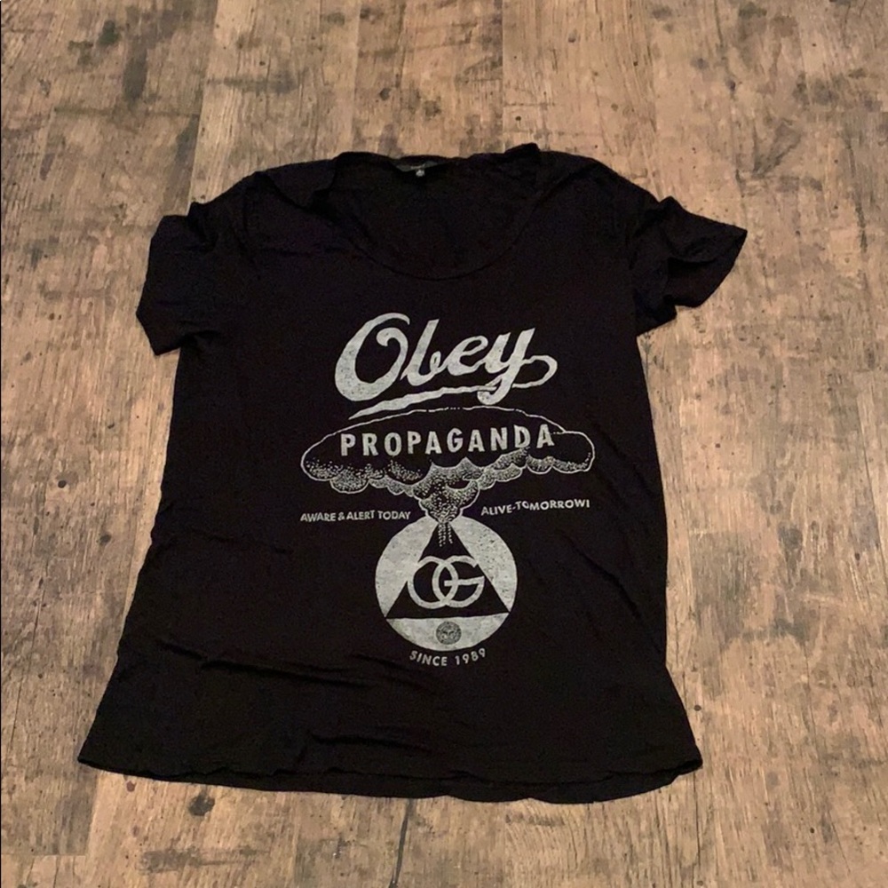 Women’s obey t shirt